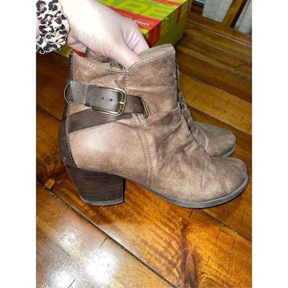 BareTraps Rikita Taupe Zip Up Boots Women’s 8 - Picture 4 of 9